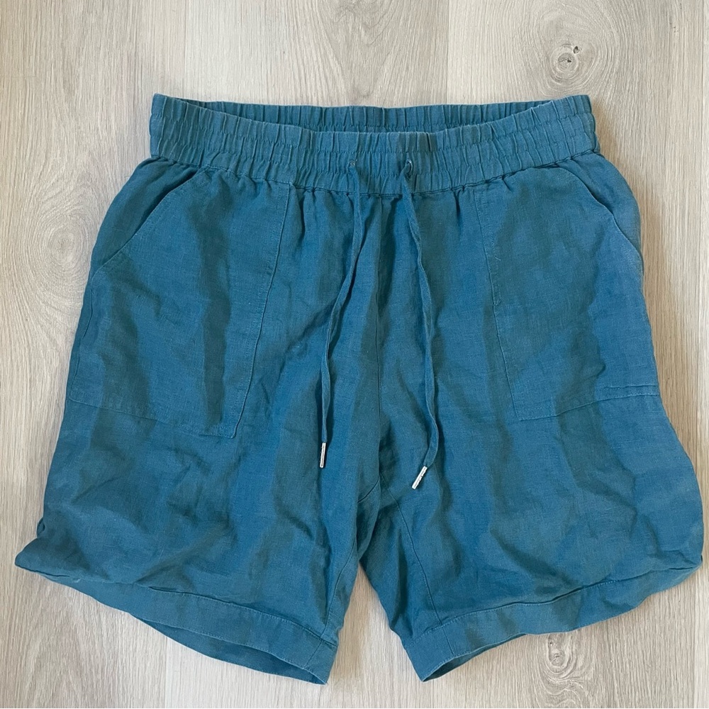 Wild South Woman Size 12 100% Linen Blue Shorts Elastic Waistband  Lightweight